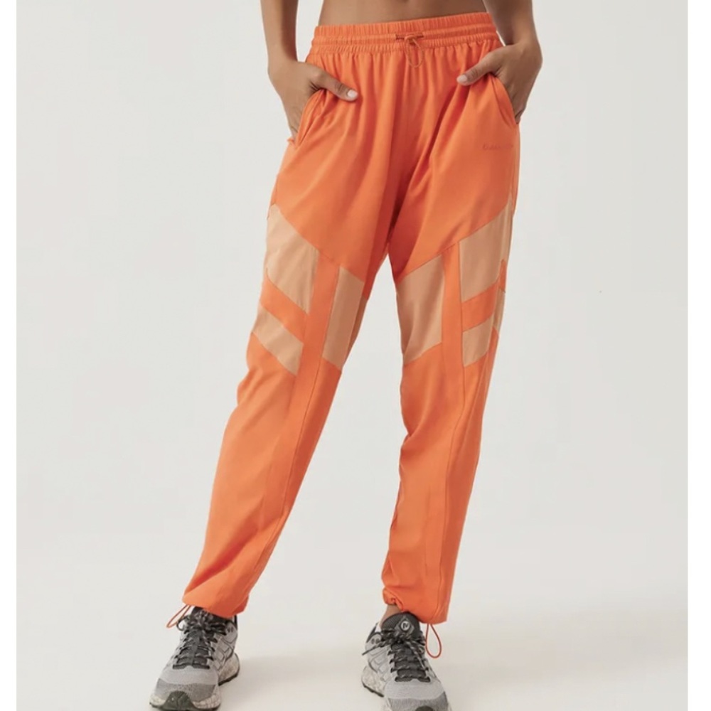 Outdoor Voices Relay Pants Size XS Orange
